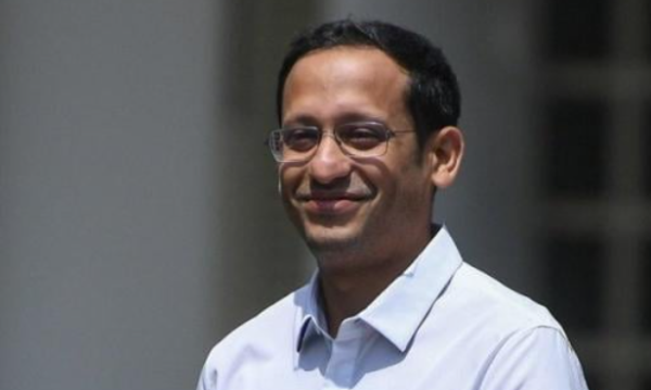 Kasus Pengadaan Laptop Chromebook Rp9,9 Triilun, Kejagung Panggil Nadiem Makarim Senin Depan Kasus Pengadaan Laptop Chromebook Rp9,9 Triilun, Kejagung Panggil Nadiem Makarim Senin Depan