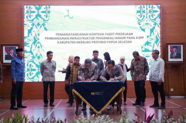 Adhi Karya Garap Proyek Pengendali Banjir, Lindungi 10 Ribu Hektare Lahan Pertanian Merauke Adhi Karya Garap Proyek Pengendali Banjir, Lindungi 10 Ribu Hektare Lahan Pertanian Merauke