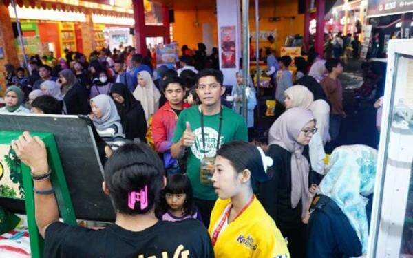 Ribuan Pengunjung Serbu Booth TARO di PRJ 2024, Suasana Jadi Meriah Ribuan Pengunjung Serbu Booth TARO di PRJ 2024, Suasana Jadi Meriah