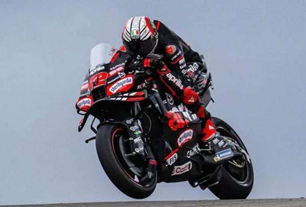 Hasil Kualifikasi MotoGP Valencia 2025: Marco Bezzecchi Rebut Pole Position, Francesco Bagnaia Terlempar Ke-16! Hasil Kualifikasi MotoGP Valencia 2025: Marco Bezzecchi Rebut Pole Position, Francesco Bagnaia Terlempar Ke-16!