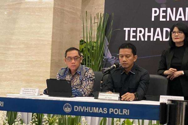 Kelompok Teror yang Bertugas Rekrut Bocah Ternyata Jaringan ISIS Kelompok Teror yang Bertugas Rekrut Bocah Ternyata Jaringan ISIS