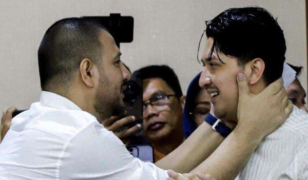 Reaksi Aditya Zoni sang Kakak Diduga Diintimidasi Reaksi Aditya Zoni sang Kakak Diduga Diintimidasi