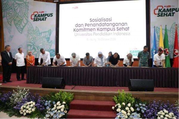 UPI Sosialisasikan dan Tandatangani Komitmen Program Kampus Sehat UPI Sosialisasikan dan Tandatangani Komitmen Program Kampus Sehat