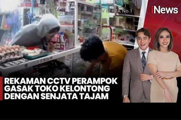 Terekam CCTV Aksi Perampokan di Makassar, Pelaku Bersenjata Tajam Gasak Toko Kelontong Terekam CCTV Aksi Perampokan di Makassar, Pelaku Bersenjata Tajam Gasak Toko Kelontong