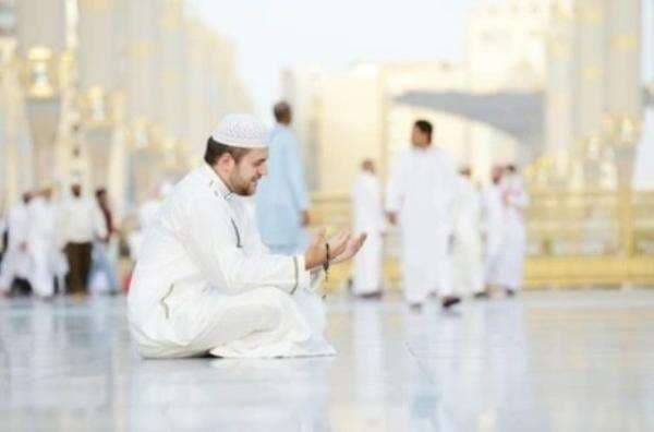 Bacaan Dzikir Pagi dan Petang Lengkap dengan Artinya Bacaan Dzikir Pagi dan Petang Lengkap dengan Artinya