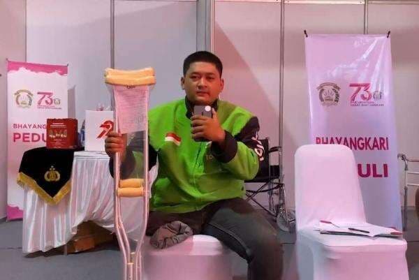 Baktikes Polri Bantu Driver Ojol dan Penyandang Disabilitas, Sampaikan Harapan ke Kapolri Baktikes Polri Bantu Driver Ojol dan Penyandang Disabilitas, Sampaikan Harapan ke Kapolri