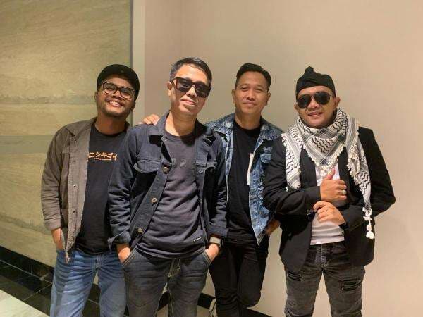 Band Anzu Ungkap Keistimewaan Ramadhan Tahun Ini dan Rahasia Tetap Sehat saat Puasa Band Anzu Ungkap Keistimewaan Ramadhan Tahun Ini dan Rahasia Tetap Sehat saat Puasa