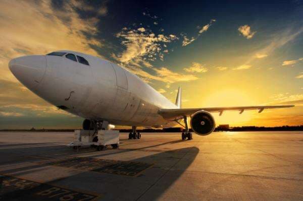 Runway 3 Bandara Soetta Ditutup Sementara Imbas Kebakaran Pabrik Plastik Runway 3 Bandara Soetta Ditutup Sementara Imbas Kebakaran Pabrik Plastik