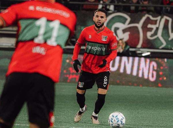 Bangga! Bek Timnas Indonesia Calvin Verdonk Masuk Tim Terbaik Liga Belanda November 2024 Bangga! Bek Timnas Indonesia Calvin Verdonk Masuk Tim Terbaik Liga Belanda November 2024