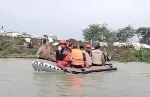 Banjir Demak Melanda 89 Desa, BNPB: 13.022 Jiwa Masih Mengungsi