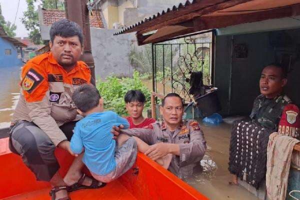 Banjir Depok Sampai 40 Titik, Wali Kota: Sampah dan Pendangkalan Kali Jadi Penyebab Utama Banjir Depok Sampai 40 Titik, Wali Kota: Sampah dan Pendangkalan Kali Jadi Penyebab Utama