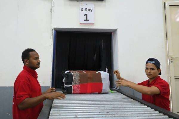 Demi Bawa Air Zamzam ke Indonesia, Jamaah Haji Sembunyikan dalam Termos dan Kursi Roda Demi Bawa Air Zamzam ke Indonesia, Jamaah Haji Sembunyikan dalam Termos dan Kursi Roda