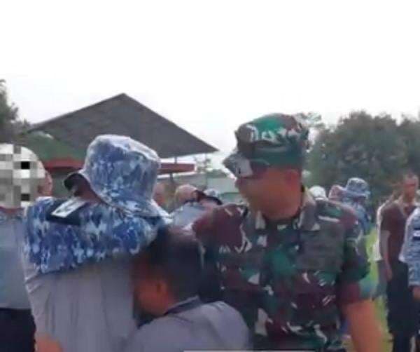 Viral Peserta Barak Militer Nangis, Kang Dedi: Mereka Betah Enggak Mau Pulang Viral Peserta Barak Militer Nangis, Kang Dedi: Mereka Betah Enggak Mau Pulang