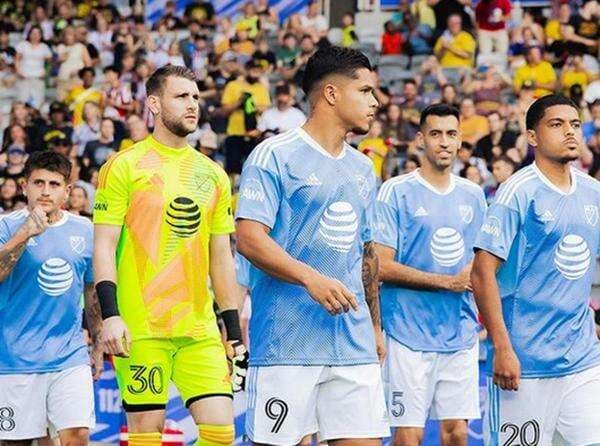 Bareng Sergio Busquets hingga Jordi Alba, Maarten Paes Ikut Ambil Bagian di MLS All-Star Skill Challenge 2024 Bareng Sergio Busquets hingga Jordi Alba, Maarten Paes Ikut Ambil Bagian di MLS All-Star Skill Challenge 2024