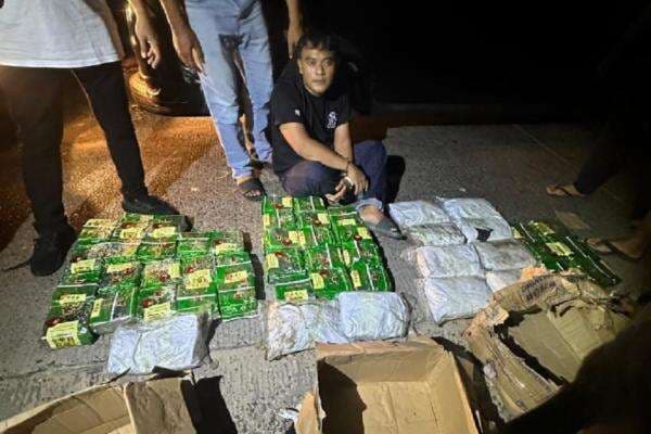 Bareskrim Polri Sita 38 Kg Sabu dan 55.000 Butir Ekstasi di Dumai Bareskrim Polri Sita 38 Kg Sabu dan 55.000 Butir Ekstasi di Dumai