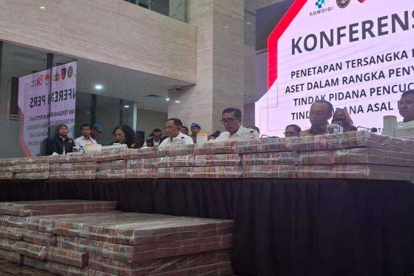 Bareskrim Tangkap 2 Petinggi Perusahaan Terkait Judi Online Bareskrim Tangkap 2 Petinggi Perusahaan Terkait Judi Online