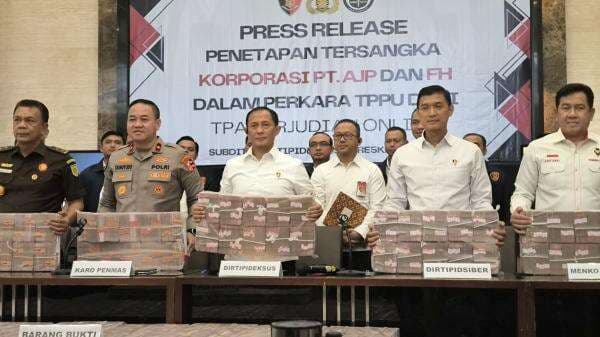 Polri Sita Rp103,2 Miliar Kasus TPPU Hotel Aruss Semarang Polri Sita Rp103,2 Miliar Kasus TPPU Hotel Aruss Semarang 