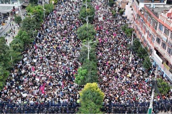Viral, 1 Napi Nepal Ketuk Pintu dan Masuk Penjara Lagi setelah Ikut Kabur Massal Viral, 1 Napi Nepal Ketuk Pintu dan Masuk Penjara Lagi setelah Ikut Kabur Massal