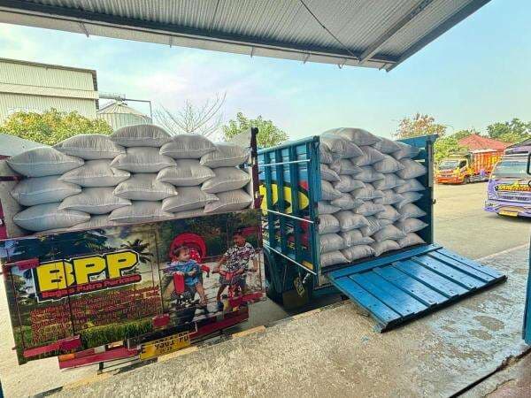 Tembus 352.680 Ton, Penyerapan Beras BULOG Jabar Tertinggi Sepanjang Sejarah Tembus 352.680 Ton, Penyerapan Beras BULOG Jabar Tertinggi Sepanjang Sejarah