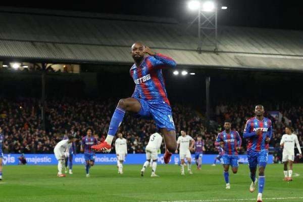 Transfer Mateta ke AC Milan Terancam Gagal, Diagnosis Medis Jadi Penentu Transfer Mateta ke AC Milan Terancam Gagal, Diagnosis Medis Jadi Penentu