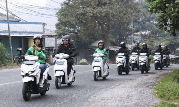 Kejar Daya Tempuh Jauh, Pabrikan Otomotif Berlomba Kembangkan Motor Listrik Pintar Kejar Daya Tempuh Jauh, Pabrikan Otomotif Berlomba Kembangkan Motor Listrik Pintar
