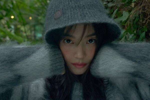 Shin Min Ah Bantah Rumor Hamil Duluan usai Umumkan Pernikahan Shin Min Ah Bantah Rumor Hamil Duluan usai Umumkan Pernikahan