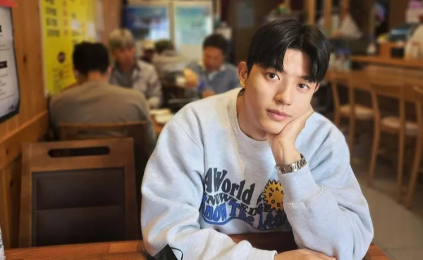 Profil Lomon (Park Solomon): Aktor Muda Bertalenta yang Memikat di Dunia Drama Korea Profil Lomon (Park Solomon): Aktor Muda Bertalenta yang Memikat di Dunia Drama Korea