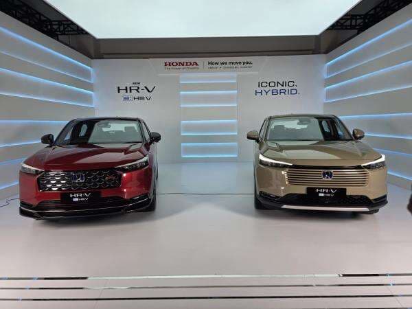 Bedah Tuntas Tiga Jantung Sang Ikon: Duel Performa HR-V Turbo, Bensin, dan Hybrid Bedah Tuntas Tiga Jantung Sang Ikon: Duel Performa HR-V Turbo, Bensin, dan Hybrid
