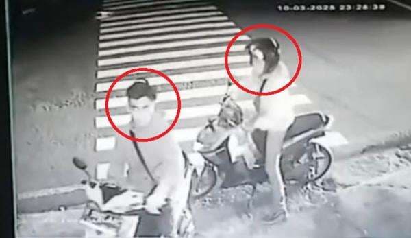 Viral! Begal Bersajam Beraksi di Bandung, Bawa Kabur Motor Korban Viral! Begal Bersajam Beraksi di Bandung, Bawa Kabur Motor Korban