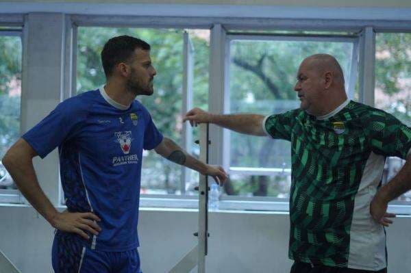 Matricardi Datang, Persib Siap Usung Ambisi Juara Tiga Musim Beruntun Matricardi Datang, Persib Siap Usung Ambisi Juara Tiga Musim Beruntun