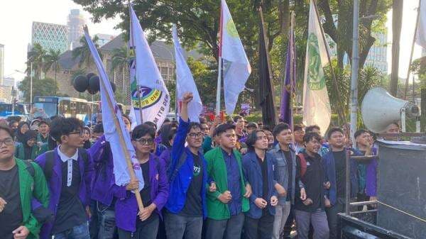 Ratusan Mahasiswa BEM SI bakal Gelar Demo Hari Ini di Patung Kuda Jakpus Ratusan Mahasiswa BEM SI bakal Gelar Demo Hari Ini di Patung Kuda Jakpus