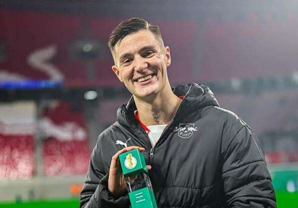 Gabung Manchester United, Benjamin Sesko Turunkan Permintaan Gaji! Gabung Manchester United, Benjamin Sesko Turunkan Permintaan Gaji!