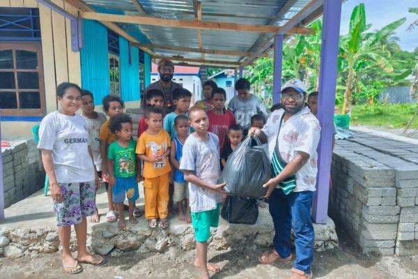 Berbagi Kasih di Panti Asuhan Kalibobo, Partai Perindo Peduli Masa Depan Anak-Anak Papua Tengah Berbagi Kasih di Panti Asuhan Kalibobo, Partai Perindo Peduli Masa Depan Anak-Anak Papua Tengah