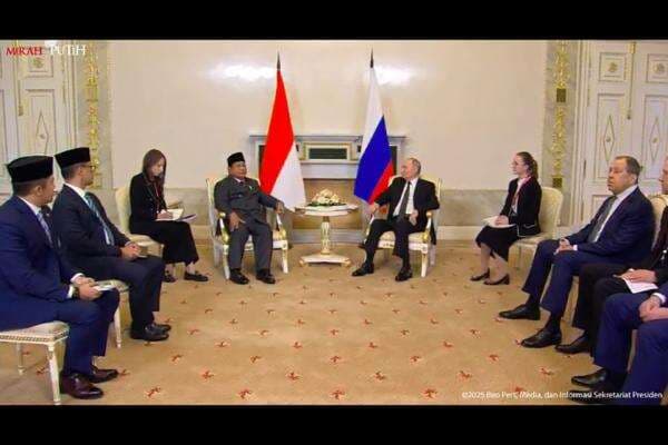 Prabowo kepada Putin: Terima Kasih Dukung Indonesia Jadi Anggota Penuh BRICS Prabowo kepada Putin: Terima Kasih Dukung Indonesia Jadi Anggota Penuh BRICS