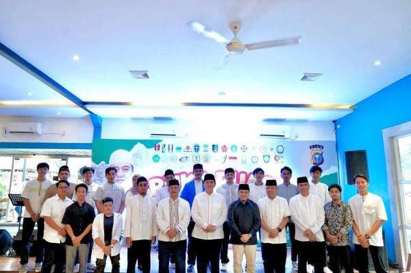 Bertemu Ratusan Mahasiswa Bumi Lancang Kuning, Kapolda Riau Titip Pesan Ini Bertemu Ratusan Mahasiswa Bumi Lancang Kuning, Kapolda Riau Titip Pesan Ini