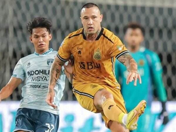 Betah di Indonesia, Radja Nainggolan Berharap Masih Main di Liga 1 Usai Berpisah dengan Bhayangkara FC