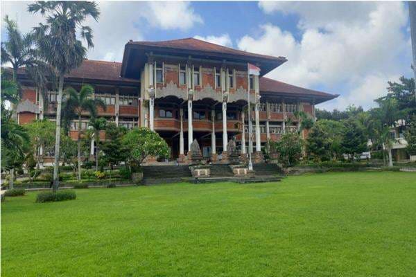 UKT UNUD 22024 di Semua Fakultas, Cek Biaya Kuliah Jurusan Pilihanmu UKT UNUD 22024 di Semua Fakultas, Cek Biaya Kuliah Jurusan Pilihanmu