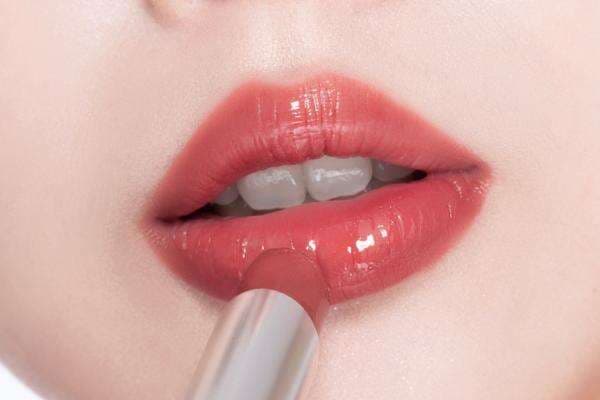 Bibir Sehat saat Puasa: 3 Tips Agar Tetap Lembab dan Terhidrasi! Bibir Sehat saat Puasa: 3 Tips Agar Tetap Lembab dan Terhidrasi!