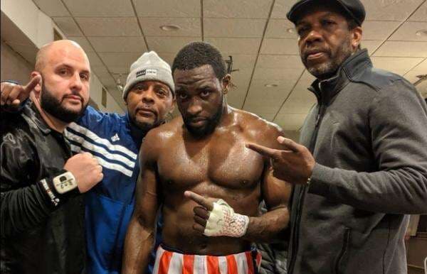 Biodata dan Agama Anthony Hollaway Petinju Yahudi dengan Tingkat KO Mengerikan! Biodata dan Agama Anthony Hollaway Petinju Yahudi dengan Tingkat KO Mengerikan!