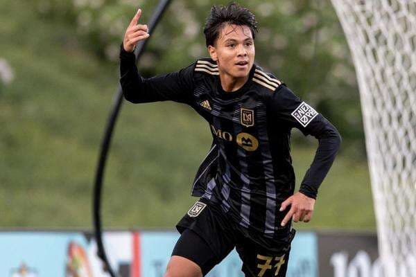 Biodata Adrian Wibowo, Pemain Keturunan Indonesia yang Berpotensi Lawan Chelsea di Piala Dunia Antarklub 2025 Biodata Adrian Wibowo, Pemain Keturunan Indonesia yang Berpotensi Lawan Chelsea di Piala Dunia Antarklub 2025