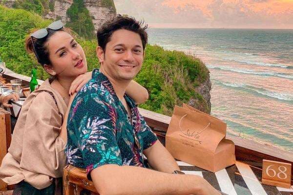 Biodata dan Agama Andrew Andika, Aktor yang Dituding Selingkuh dengan Ani-Ani Biodata dan Agama Andrew Andika, Aktor yang Dituding Selingkuh dengan Ani-Ani