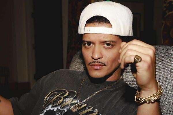 Biodata dan Agama Bruno Mars yang Konsernya Dinantikan Hooligans Indonesia Biodata dan Agama Bruno Mars yang Konsernya Dinantikan Hooligans Indonesia