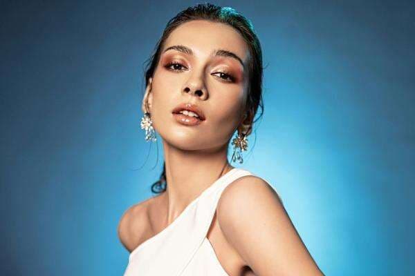 Biodata dan Agama Dosma Hazenbosch, Artis Cantik Diduga Pacar Baru Rizky Nazar Biodata dan Agama Dosma Hazenbosch, Artis Cantik Diduga Pacar Baru Rizky Nazar