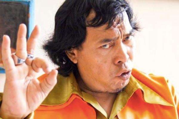 Biodata dan Agama Komeng, Komedian yang Juga Caleg DPD Viral di Pemilu 2024 Biodata dan Agama Komeng, Komedian yang Juga Caleg DPD Viral di Pemilu 2024