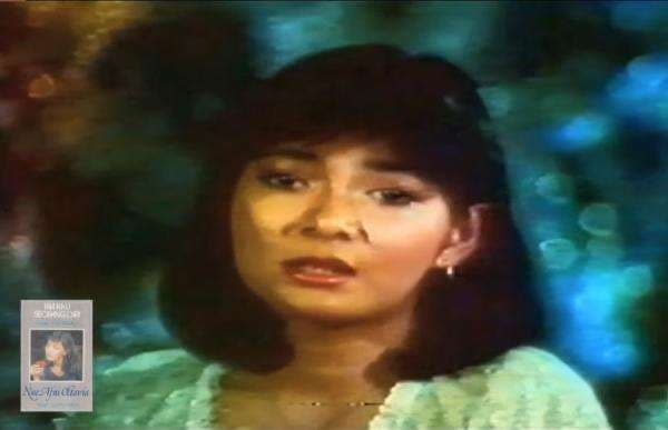 Biodata dan Agama Nur Afni Octavia, Artis Lawas yang Pindah Keyakinan usai Umrah Biodata dan Agama Nur Afni Octavia, Artis Lawas yang Pindah Keyakinan usai Umrah