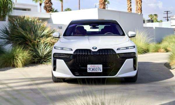 Berapa Pajak Mobil Listrik BMW I7? Ini Besarannya Berapa Pajak Mobil Listrik BMW I7? Ini Besarannya