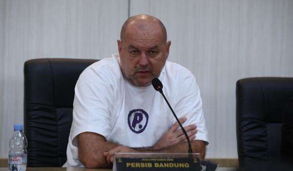 Bojan Hodak Beri Sinyal Persib Bandung Rekrut 1 Pemain Anyar Bojan Hodak Beri Sinyal Persib Bandung Rekrut 1 Pemain Anyar