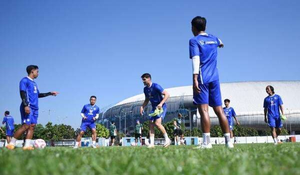 Bojan Hodak Ungkap Alasan Persib Bandung Gelar TC Pramusim di Thailand Bojan Hodak Ungkap Alasan Persib Bandung Gelar TC Pramusim di Thailand