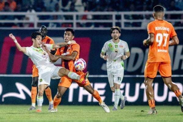 Hasil Borneo FC vs Persebaya Surabaya: Ernando Ari Kartu Merah, Laga Ditentukan 2 Penalti Hasil Borneo FC vs Persebaya Surabaya: Ernando Ari Kartu Merah, Laga Ditentukan 2 Penalti