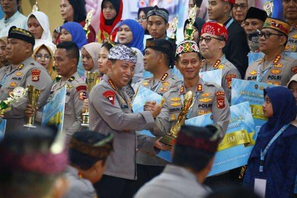 Borong Penghargaan di Awarding Day Apresiasi Kreasi Polri untuk Masyarakat, Polda Kalbar Unjuk Gigi di Tingkat Nasional Borong Penghargaan di Awarding Day Apresiasi Kreasi Polri untuk Masyarakat, Polda Kalbar Unjuk Gigi di Tingkat Nasional